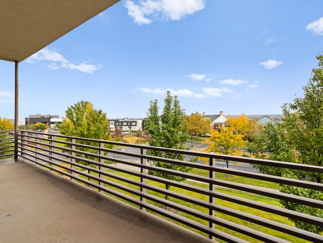 Foto del edificio - 4822 S Jordan Pkwy W