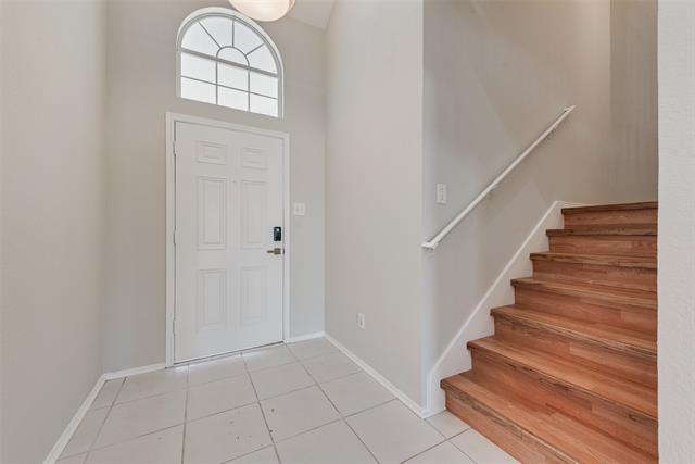 Foto del edificio - 6734 White Tail Ln