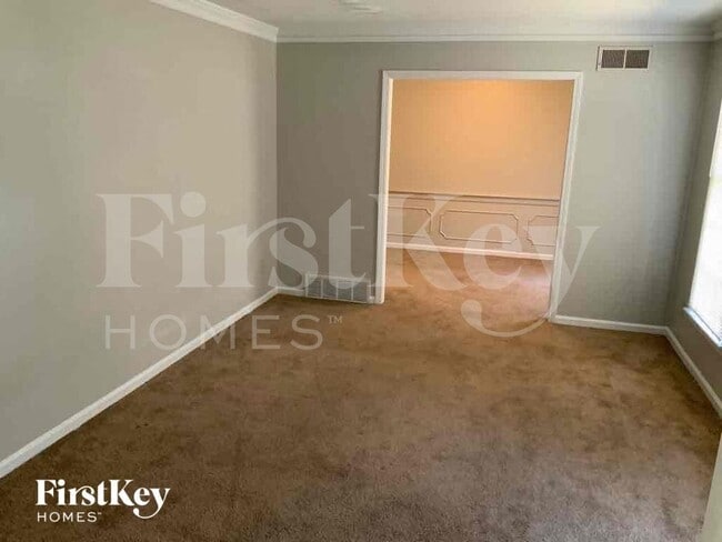 Building Photo - 5117 Scrivener Dr