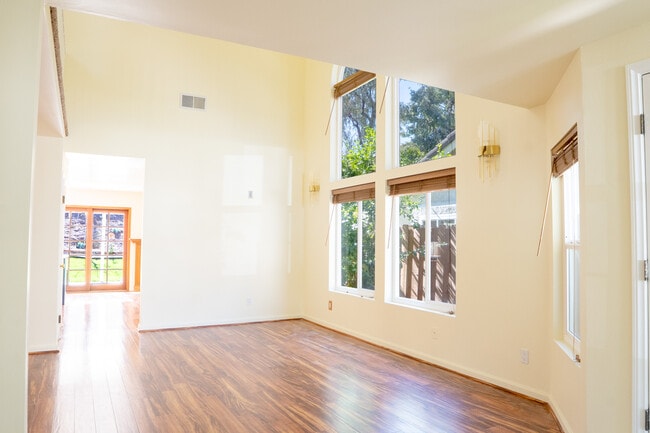 Building Photo - 19830 Terri Dr