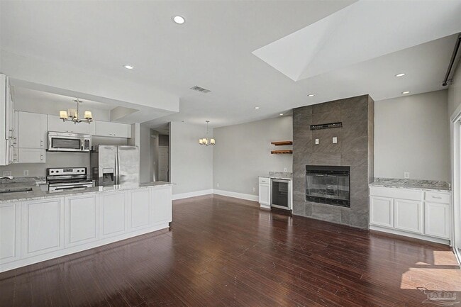 Building Photo - 42 Baybridge Dr