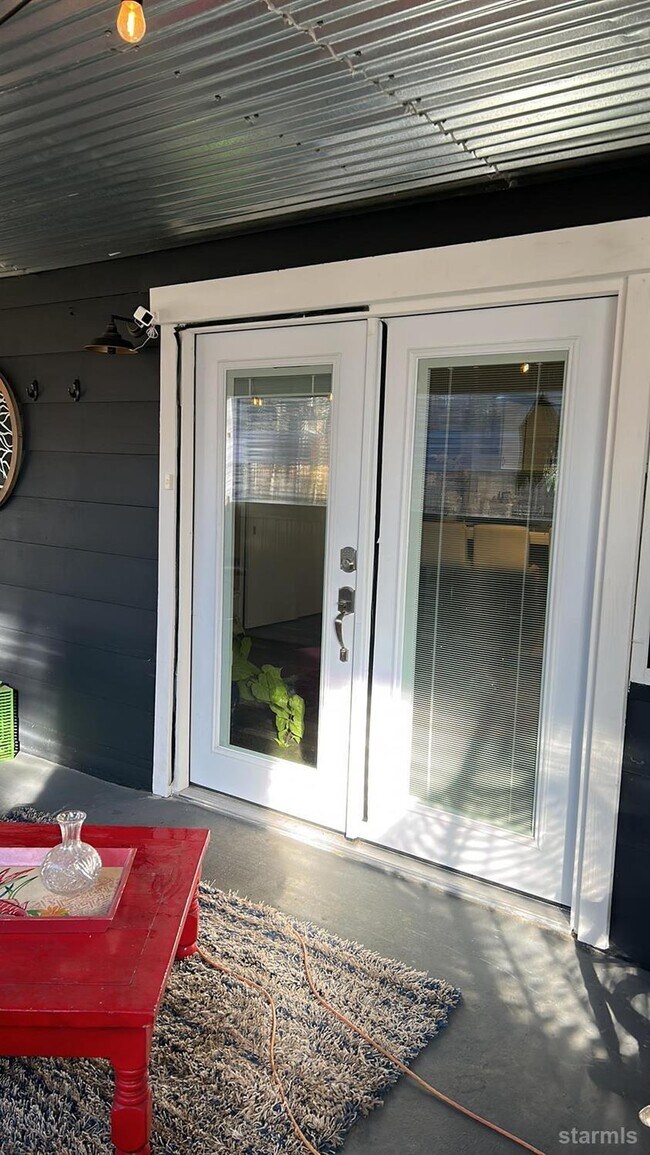 Foto del edificio - 1150 Fairway Ave