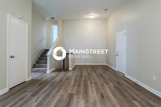 Foto del edificio - 3 Bedroom Pet-Friendly Home in Lithonia, GA with Main Street Renewal