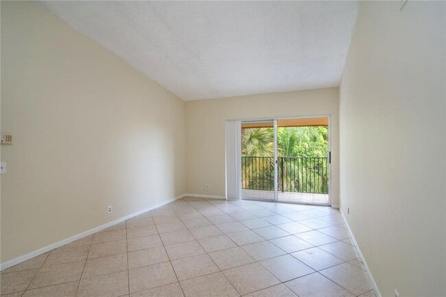 Building Photo - 10701 Cleary Blvd