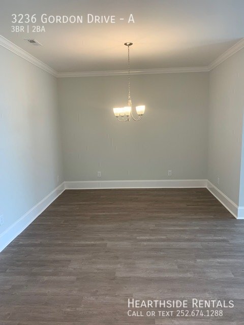 Foto del edificio - 3236 Gordon Dr