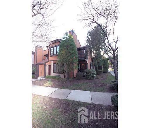 Primary Photo - 24 Riverbend Dr