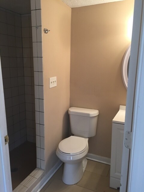 Foto del edificio - Quiet and Cozy 3 Bedroom 2 Bathroom Home in East Point!