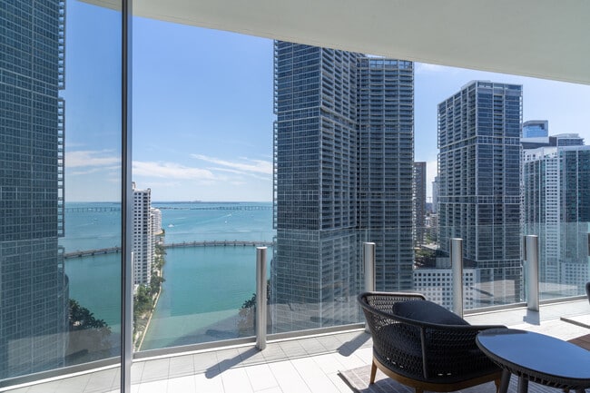 Building Photo - 300 Biscayne Boulevard Way