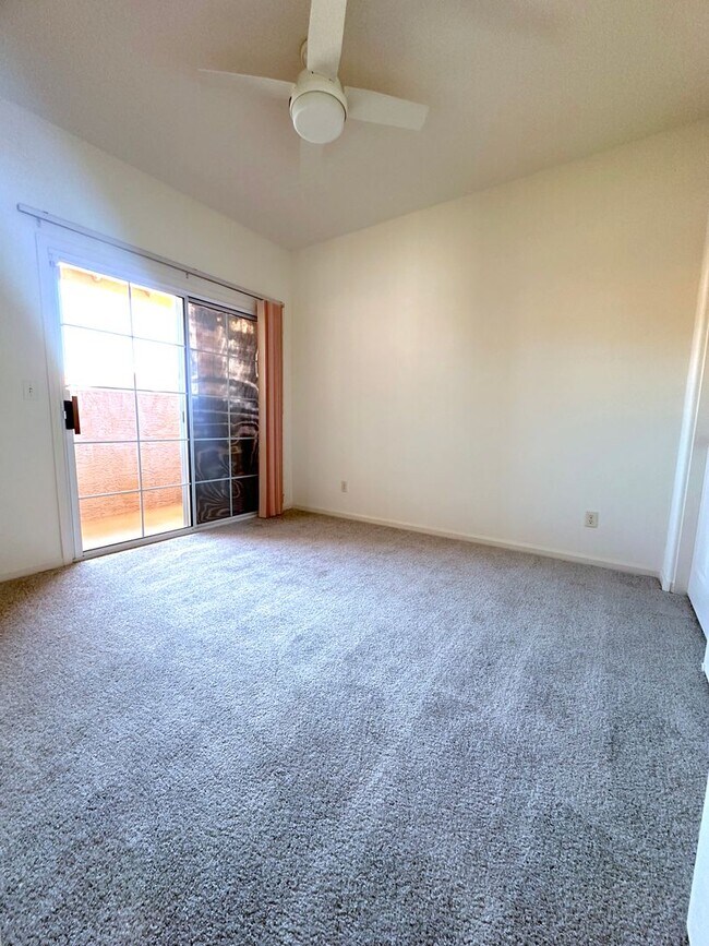 Foto del edificio - 1601 E Glenhaven Dr