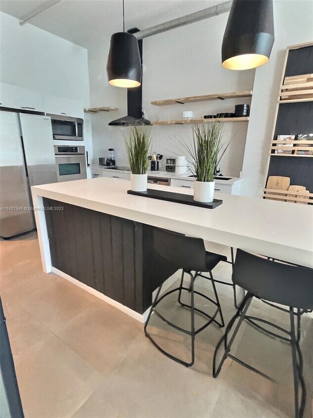 Foto principal - 3029 NE 188th St