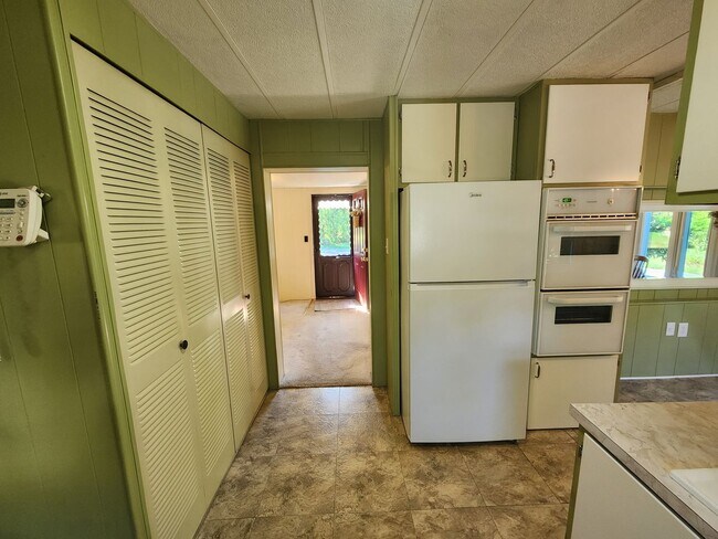 Foto del edificio - Partially Furnished Single Family Home!