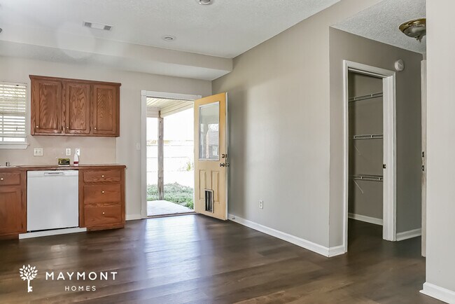 Foto del edificio - 306 Gathering House Drive