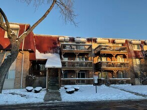 Building Photo - 1850 Tall Oaks Dr