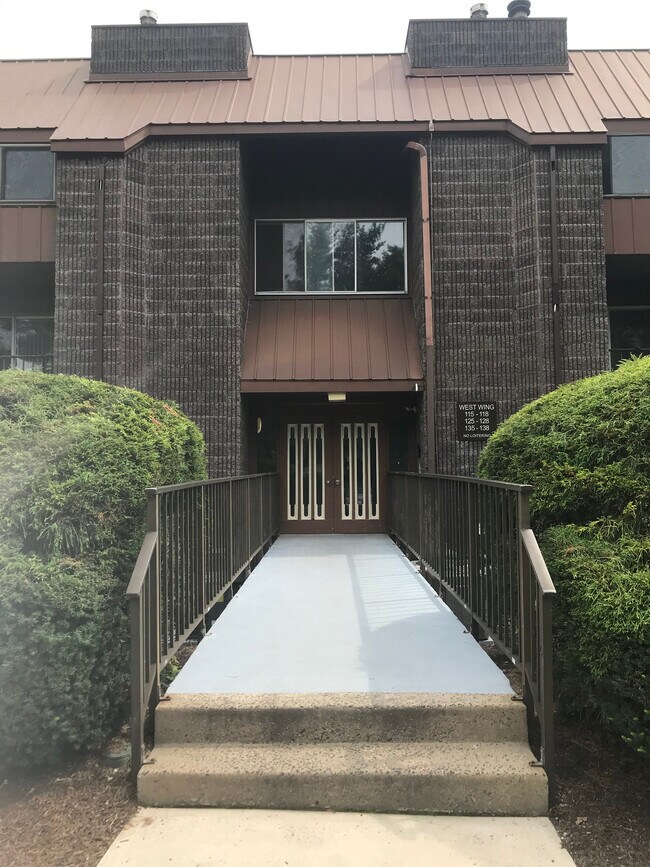 Building Secured Entrance - 127 Leedom Way