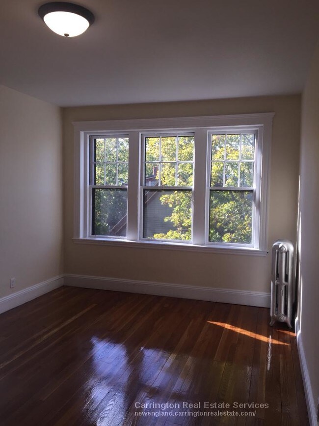 Building Photo - 16A Forest St