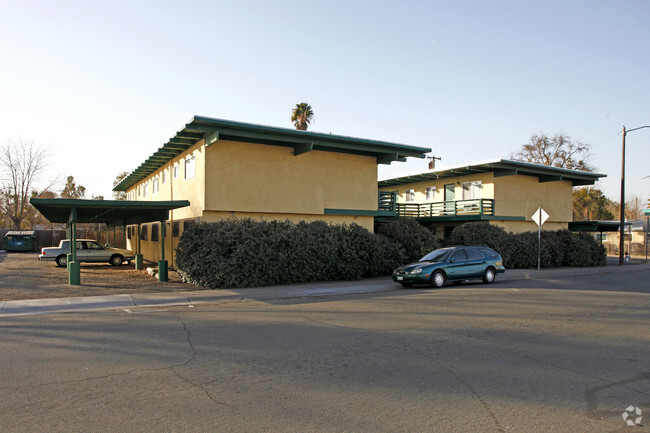 Building Photo - 500 Las Palmas Ave