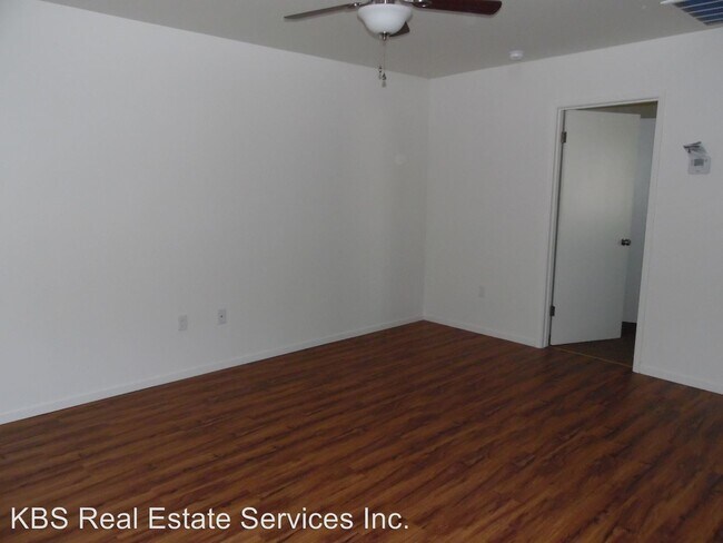 Building Photo - 2300-2304 S I St