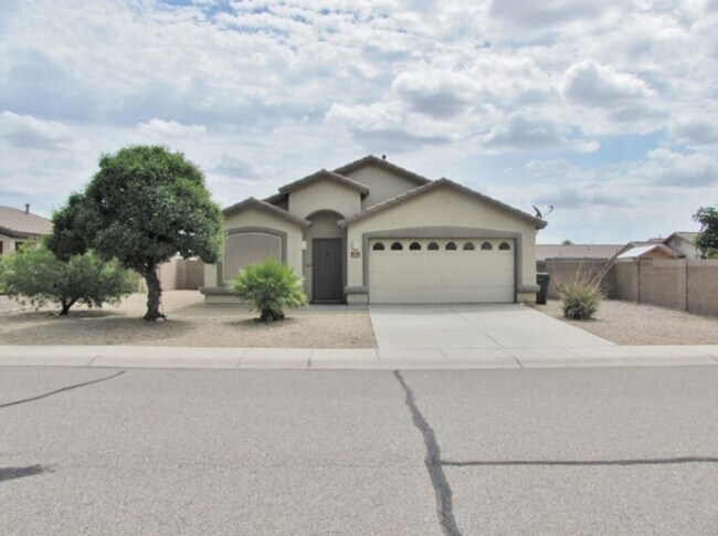 Foto del edificio - 4BR/2BA/2CG, 1889 sq.ft. home in Copper Sk...