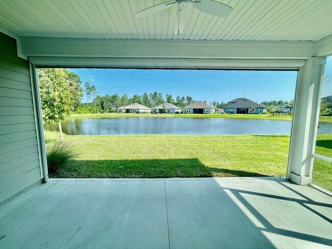 Foto del edificio - 75920 Saffron Ln