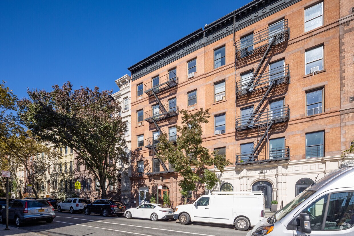 Primary Photo - The Museum 77 Condominium