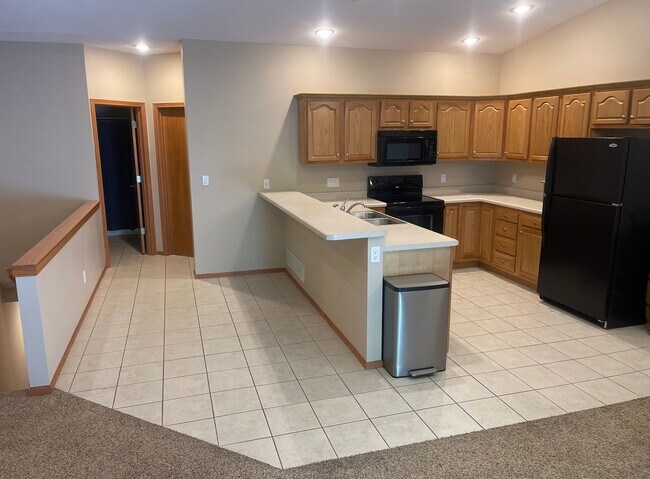 Foto del edificio - 27-28 Cherry Hill Ct - Hampton, IL