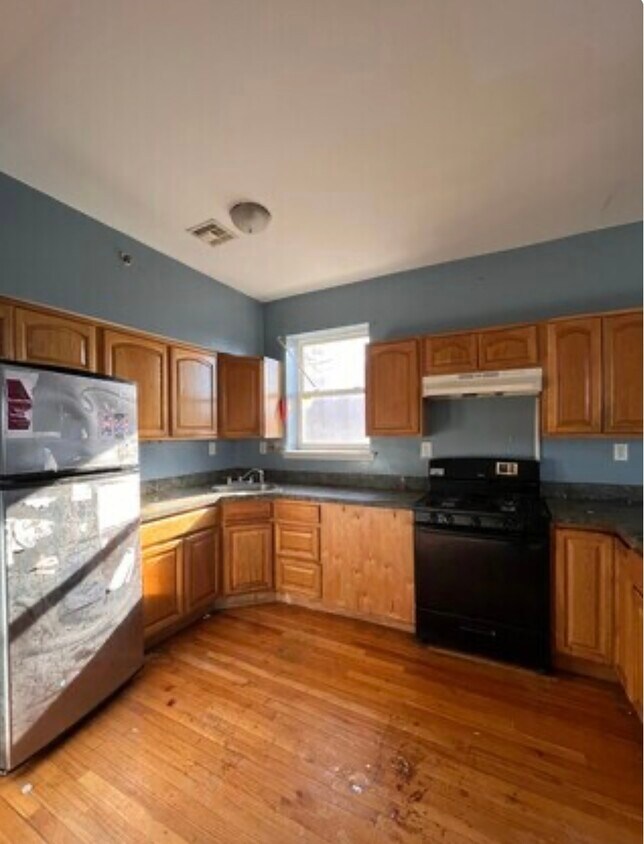 Primary Photo - 420 S 17th St