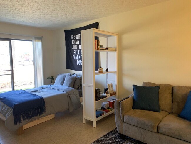 Foto del edificio - Studio/Efficiency Condo