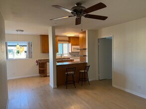 Building Photo - 3142 Midway Dr