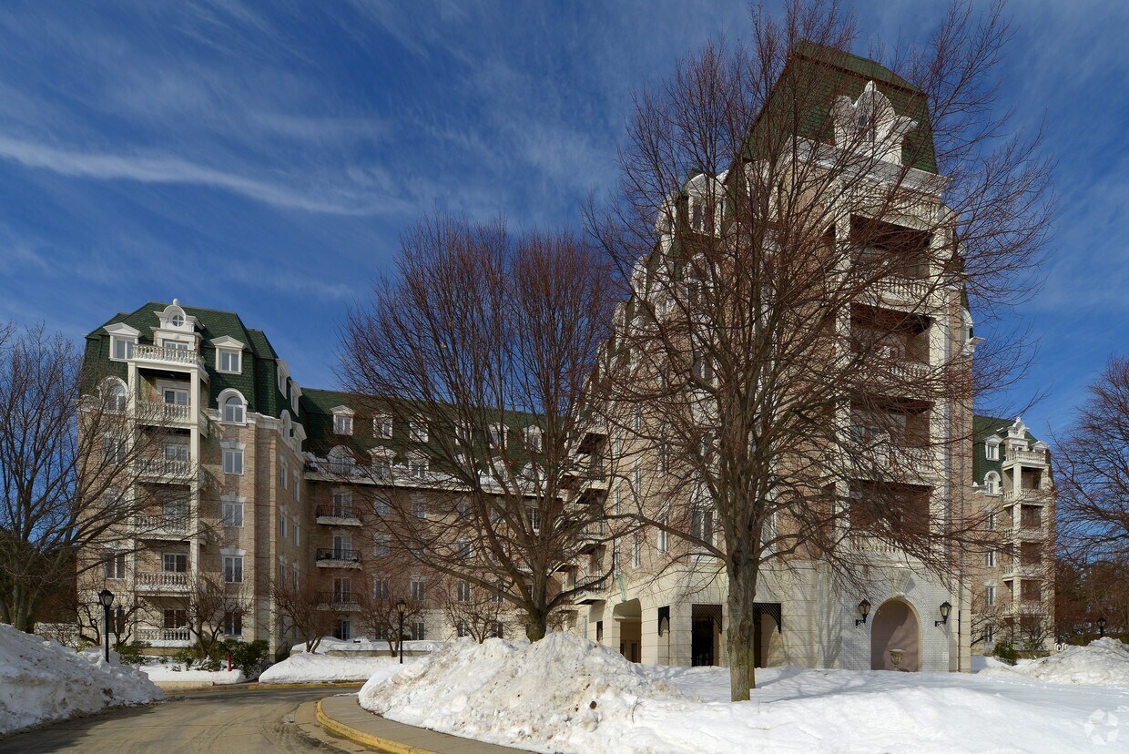 The Seaport At Marina Bay Apartments Quincy, MA