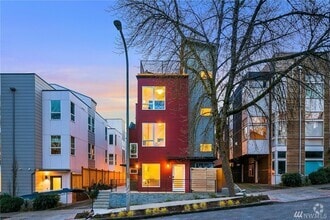 Building Photo - 2023 S Washington St