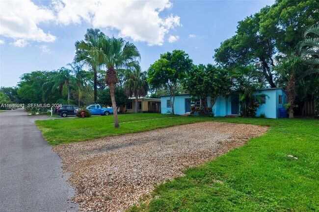 Foto del edificio - 1716 SW 12th Ct