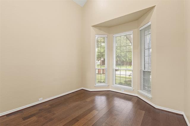 Building Photo - 3817 Peppertree Dr
