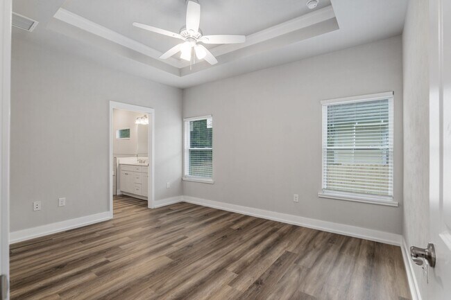 Foto del edificio - Charming 3-Bed, 2-Bath Home with Fenced Yard – Available 7/13/26!