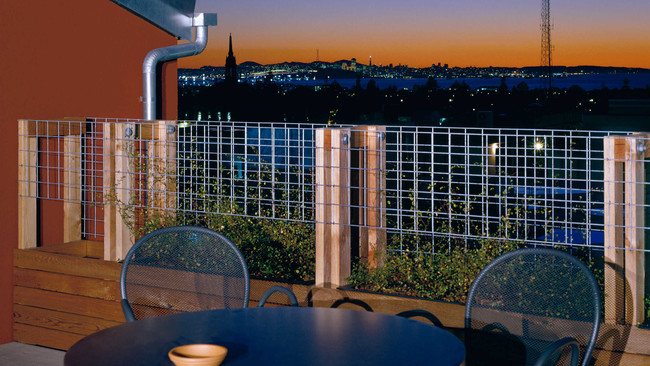 Rooftop Deck - Berkeley Apartments - Touriel