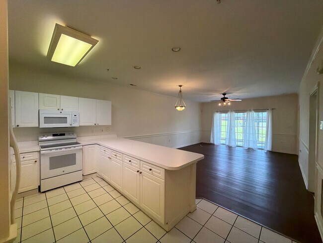 Foto del edificio - 9113 Meadow Vista Rd