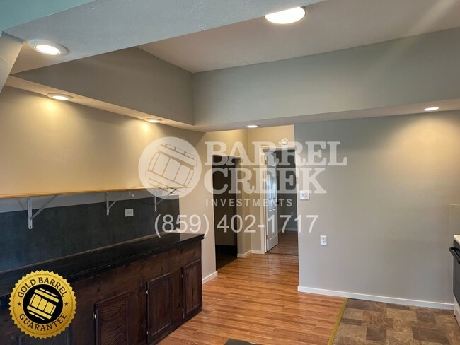 Building Photo - 3-Bed 1-Bath House