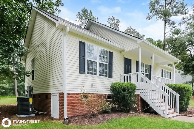 Foto del edificio - 108 WALTON CIR, BENSON, NC 27504