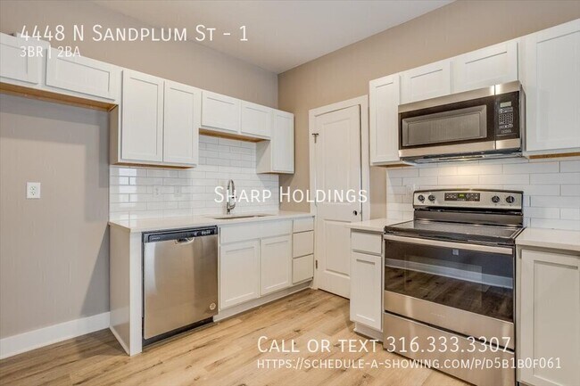 Foto del edificio - 4448 N Sandplum St