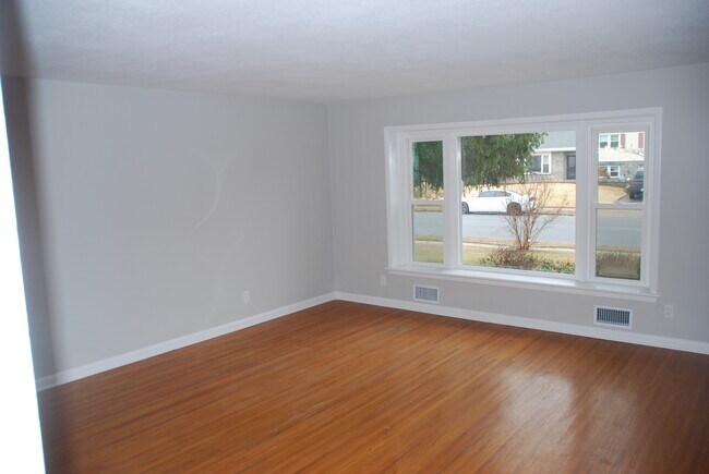 sala de estar - 485 Willow Dr