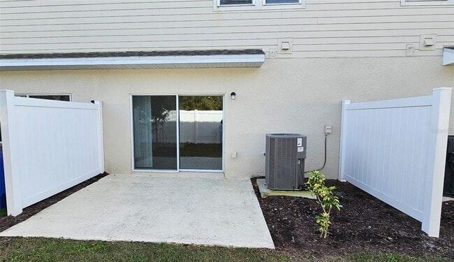 Building Photo - 5000 Revolutionary Wy