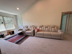 Building Photo - 1254 Garrison Ct
