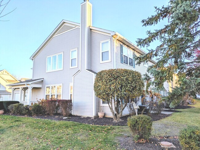 Building Photo - 2927 Falling Waters Ln