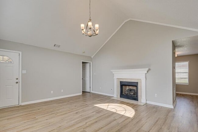 Building Photo - 3390 Monte Carlo Dr