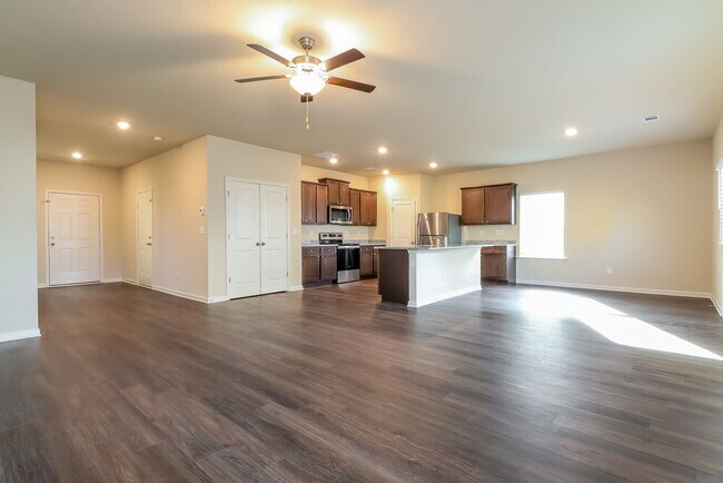 Foto del edificio - 4959 Bill Gardner Pkwy