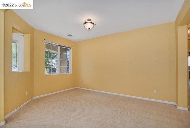 Foto del edificio - 5127 Plumwood Way