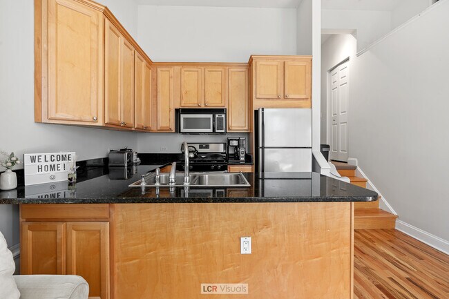 Foto del edificio - 3104 N Southport Ave