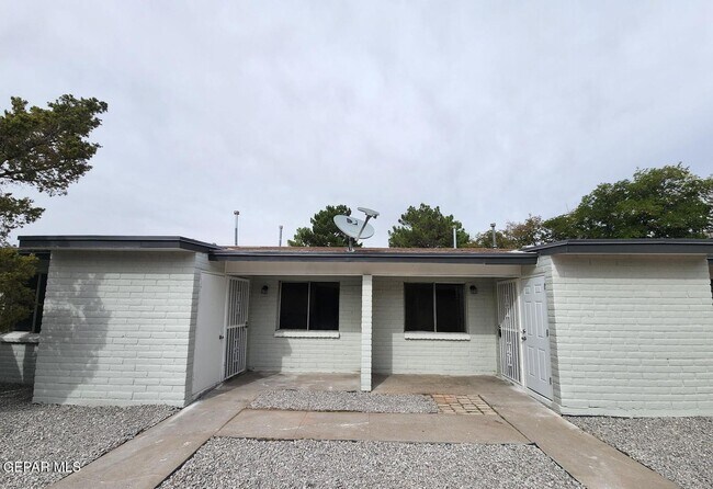 Foto del edificio - 11424 Wharf Cove Dr