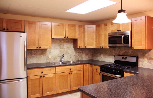 Building Photo - 50 North St