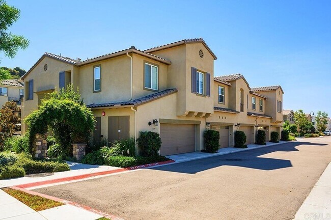 Building Photo - $3,750 - 3 Bed / 3 Bath Townhome in Agave ...