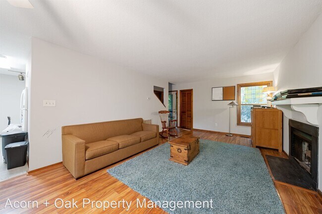 Building Photo - 3 br, 2 bath House - 117 Lantern Way